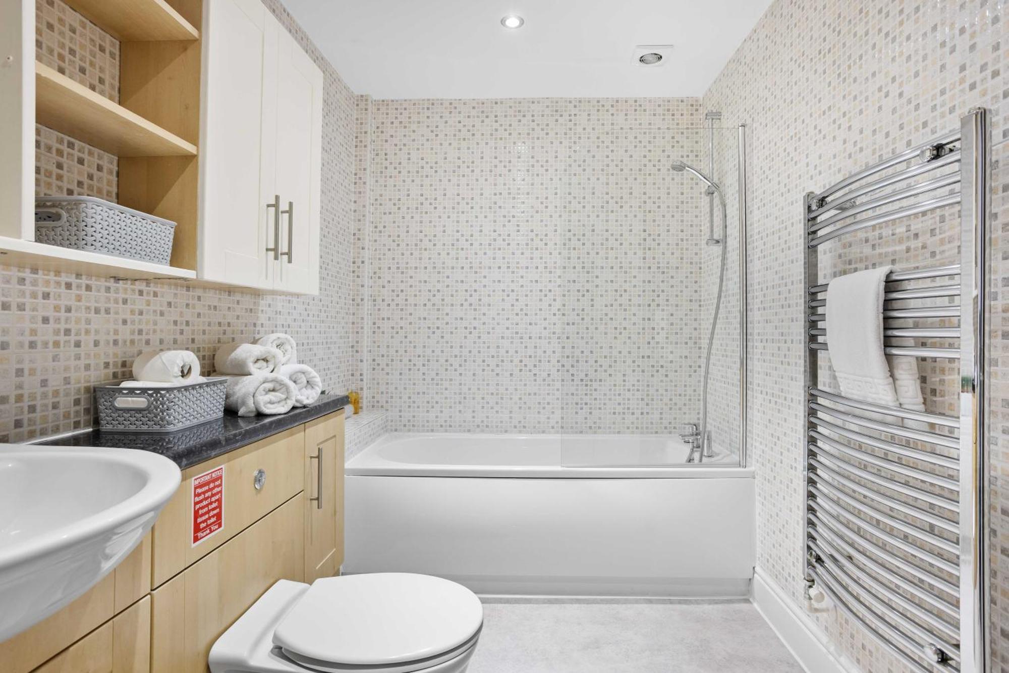 Harbour Court Plymouth - Free Parking - Tucked Away On The Barbican With Courtyard - By Ocean City Retreats المظهر الخارجي الصورة