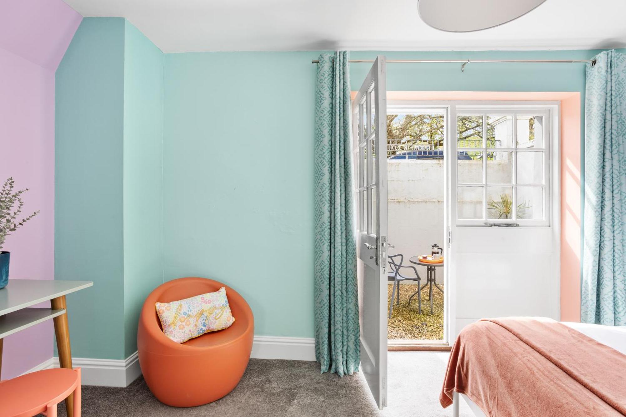 Harbour Court Plymouth - Free Parking - Tucked Away On The Barbican With Courtyard - By Ocean City Retreats المظهر الخارجي الصورة